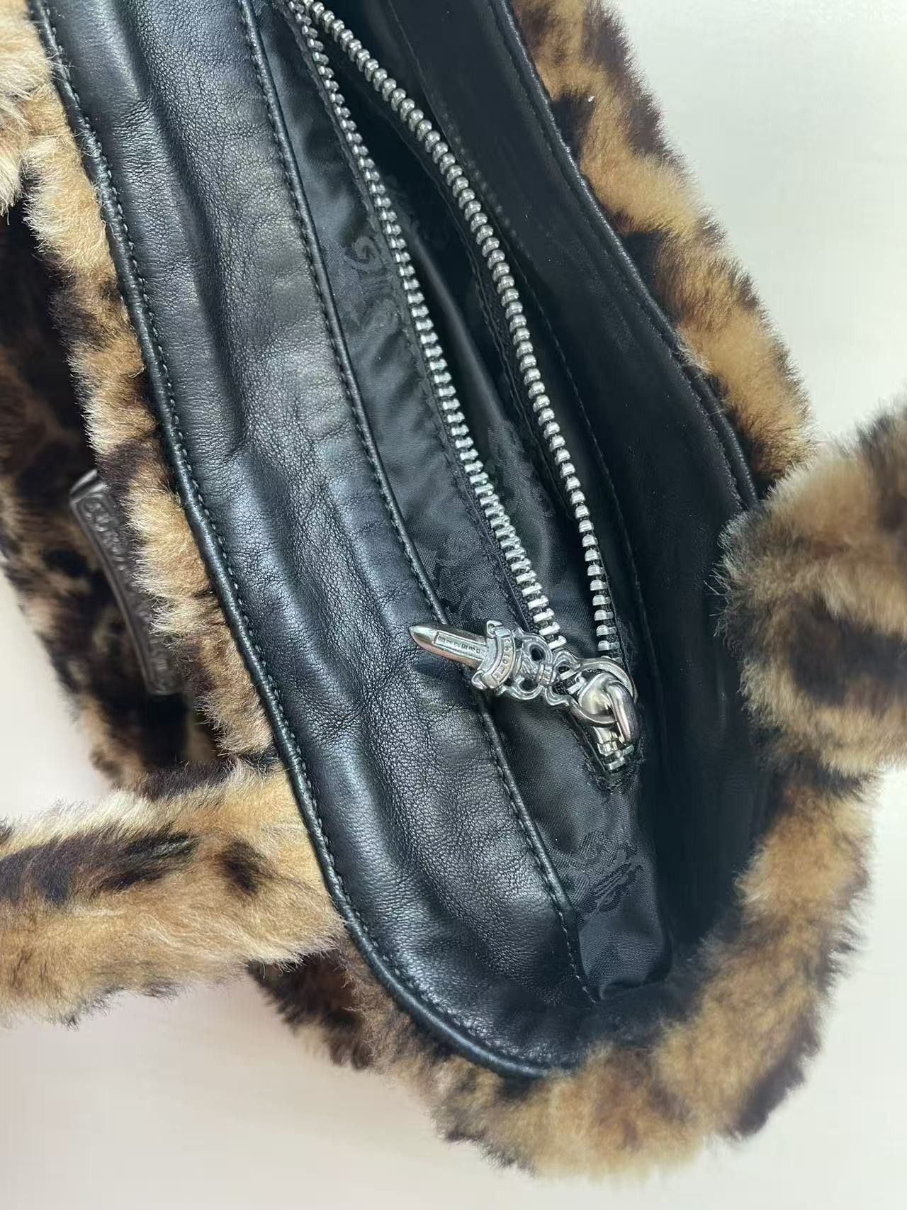 Chrome Hearts Chrome Hearts Leopard Fur Pendant Mini Tote Bag Size ONE SIZE - 7 Thumbnail