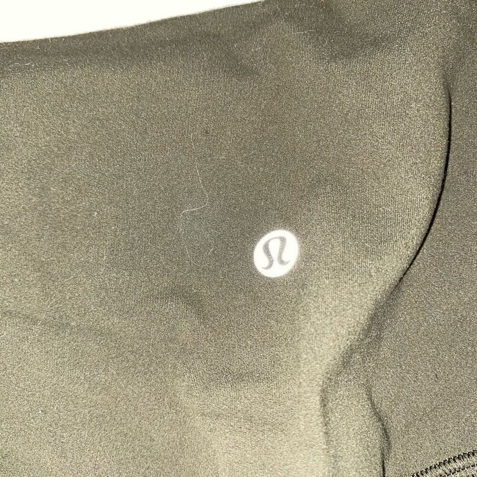 Lululemon Lululemon Olive Green Cropped Leggings | Sz 4 Size 27" / US 4 / IT 40 - 4 Thumbnail