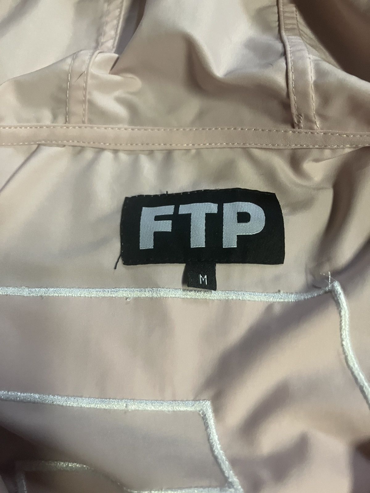 Fuck The Population FTP Vertical Logo anorak - dusty pink SS22 size M Size US M / EU 48-50 / 2 - 6 Thumbnail