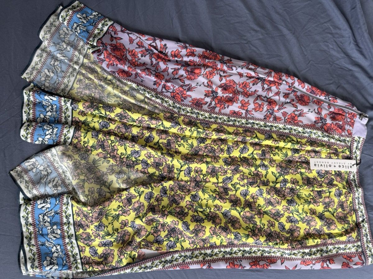Alice + Olivia Alice + Olivia summer skirt Brand New Size 25" / US 0 / IT 36 - 1 Thumbnail