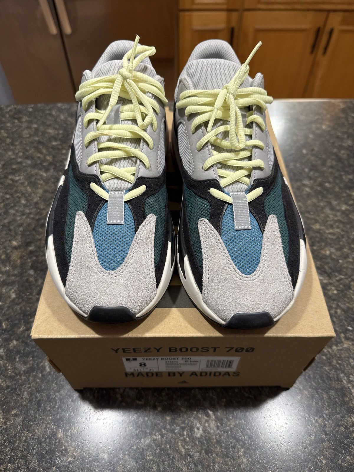 Adidas × Yeezy YEEZY BOOST 700 x ADIDAS Size US 8 / EU 41 - 1 Thumbnail