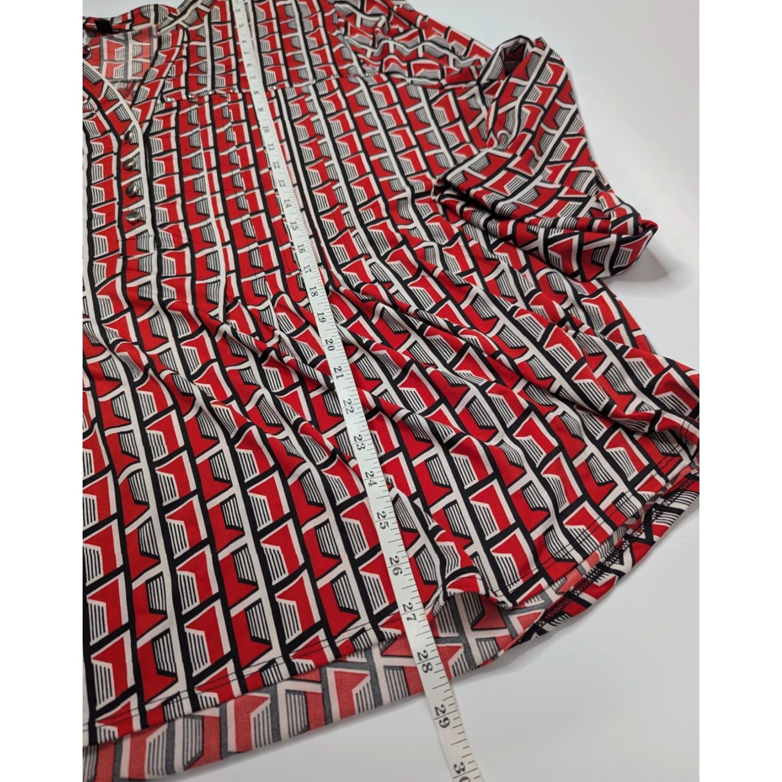 Vintage Cocomo Plus Size 3X Red Studded Roll Tab Sleeve Pintuck Button Top V-Neck Henley Blouse Size XXL / US 16-18 / IT 52-54 - 5 Thumbnail