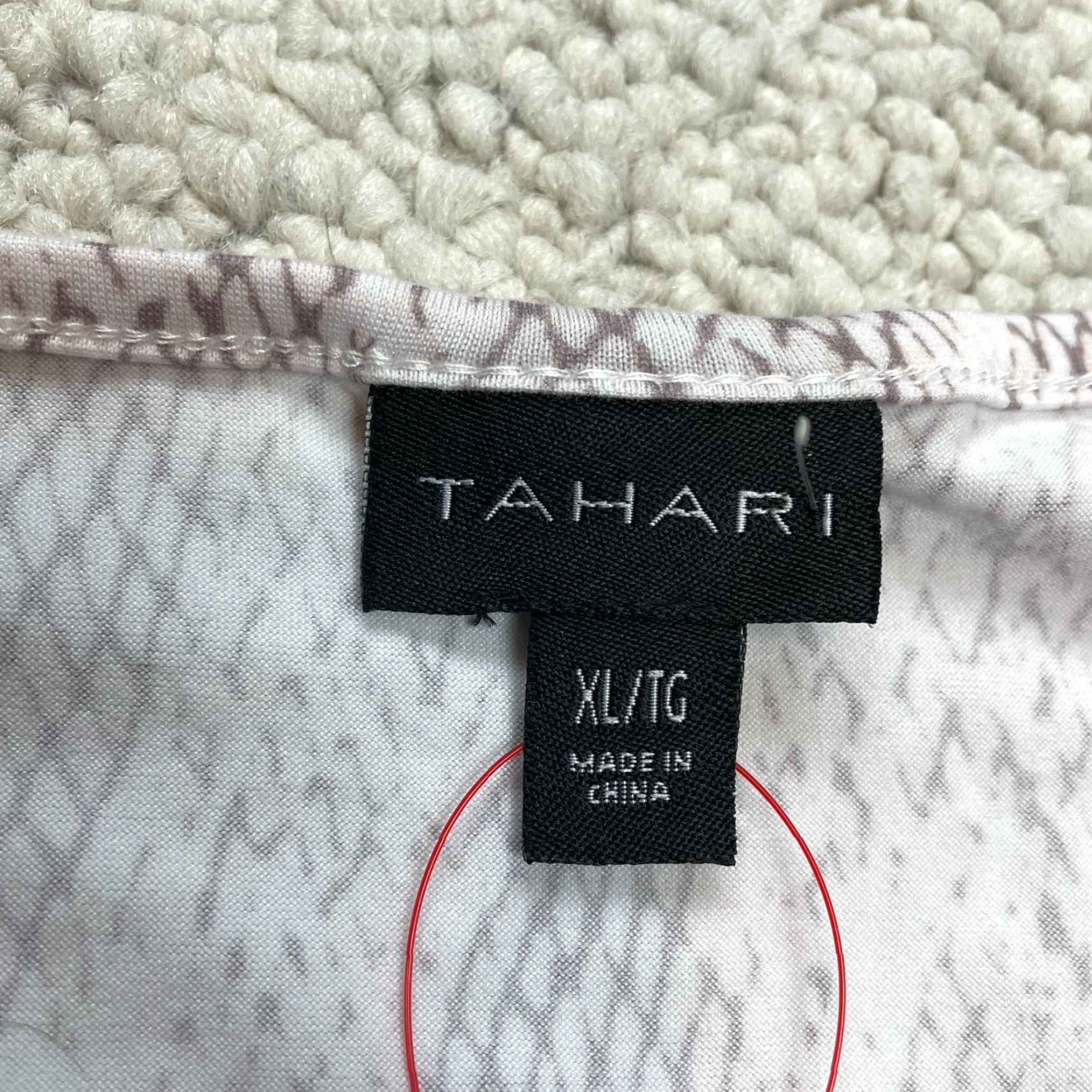Vintage Tahari Tank Top Womens XL Pink Quartz Lace Lined VNeck Sleeveless New NWT Size XL / US 12-14 / IT 48-50 - 3 Thumbnail