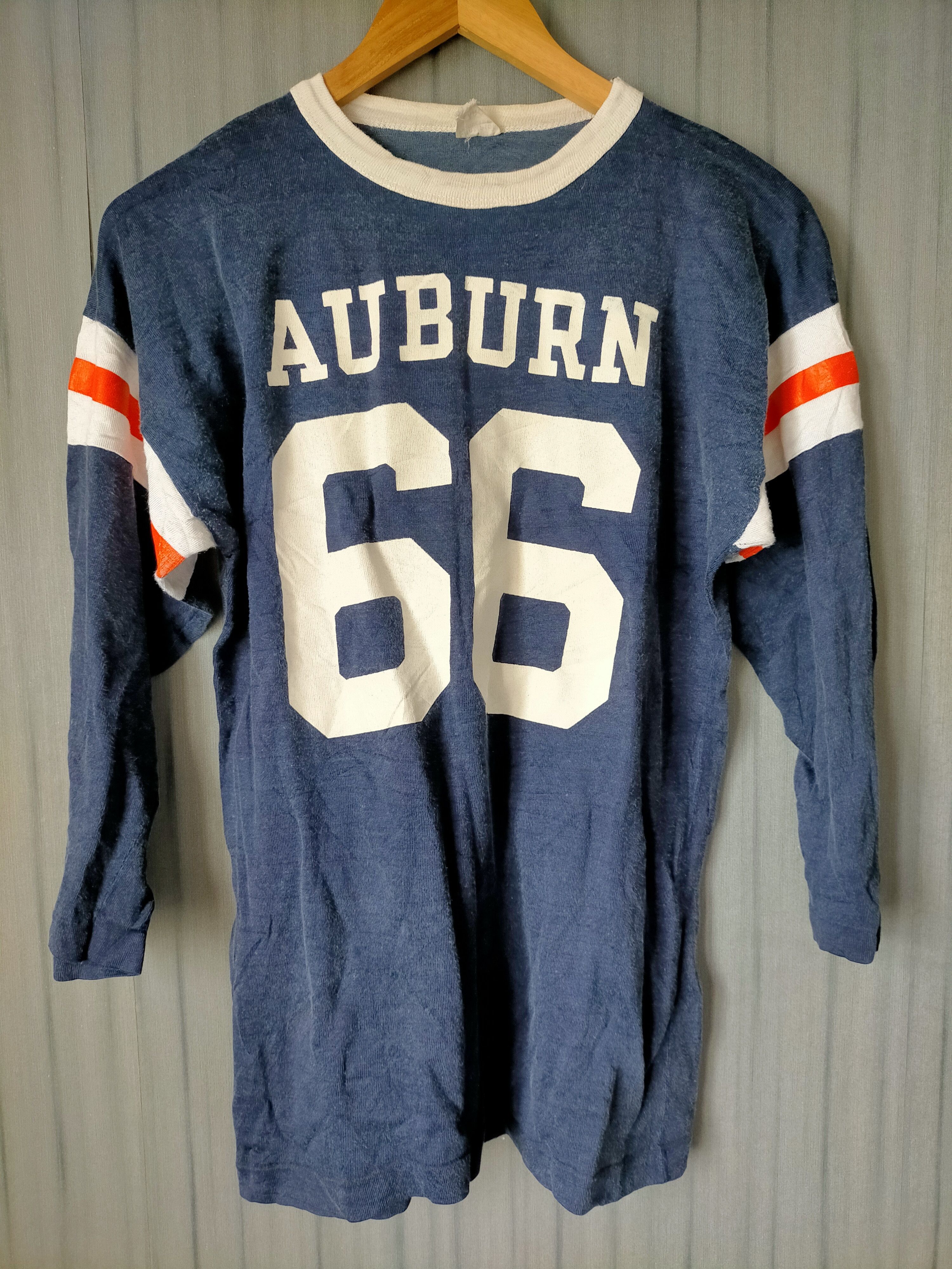 Champion Vintage 60s Champion Product Auburn three quarter tee Size US L / EU 52-54 / 3 - 1 Thumbnail