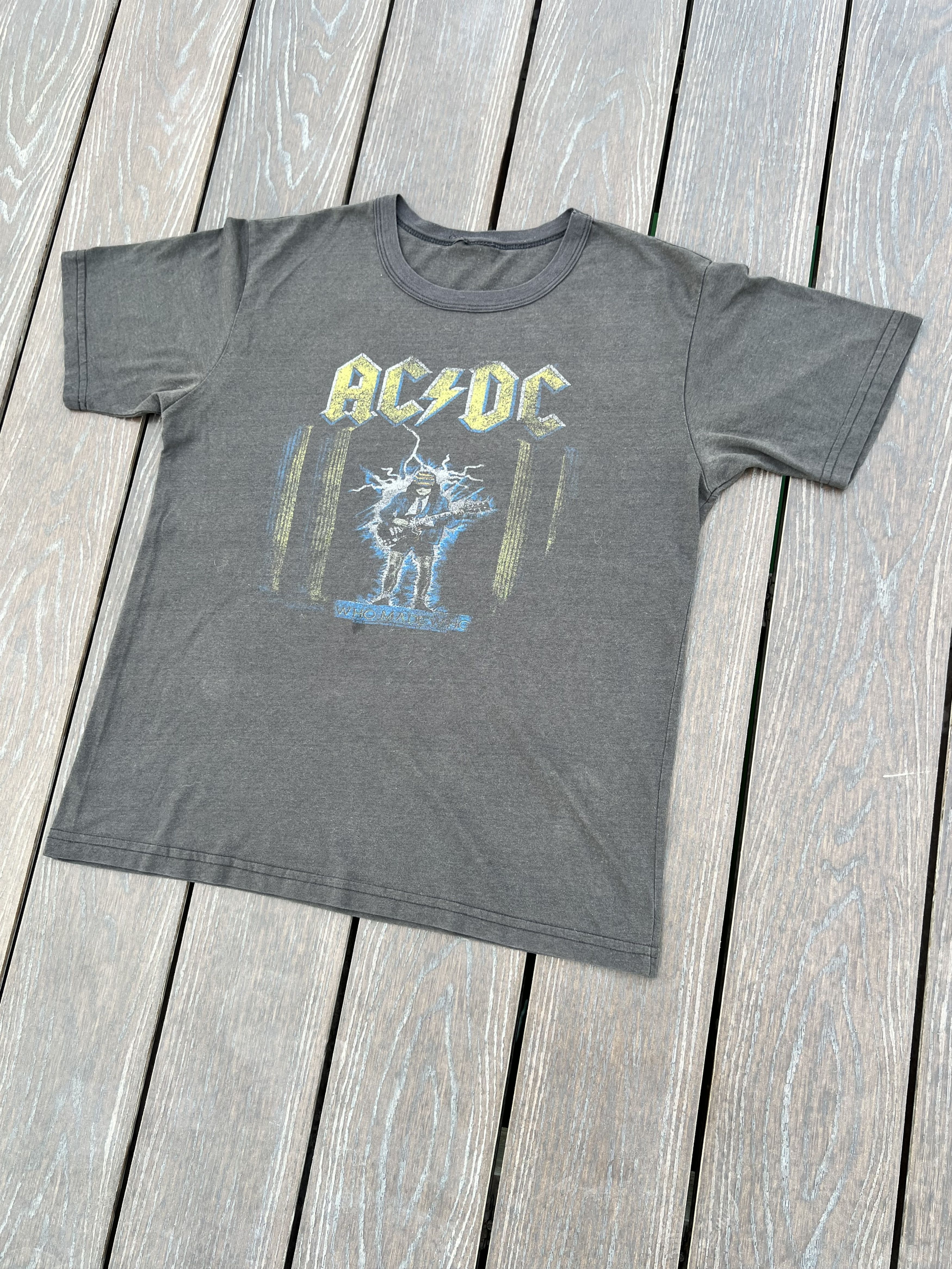 AC/DC Vintage AC/DC Who Made Who T-shirt Size US M / EU 48-50 / 2 - 4 Thumbnail