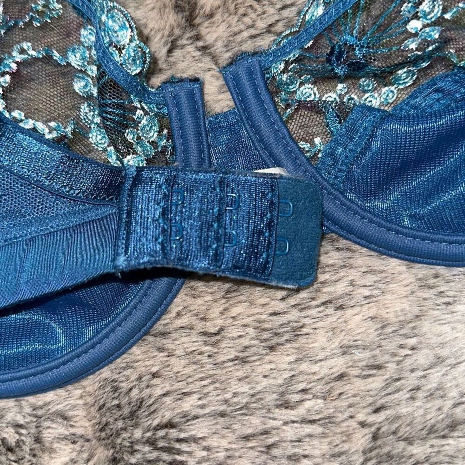 Other Chantelle Floral Embroidered Blue Underwire Bra | Sz 30D Size ONE SIZE - 5 Thumbnail
