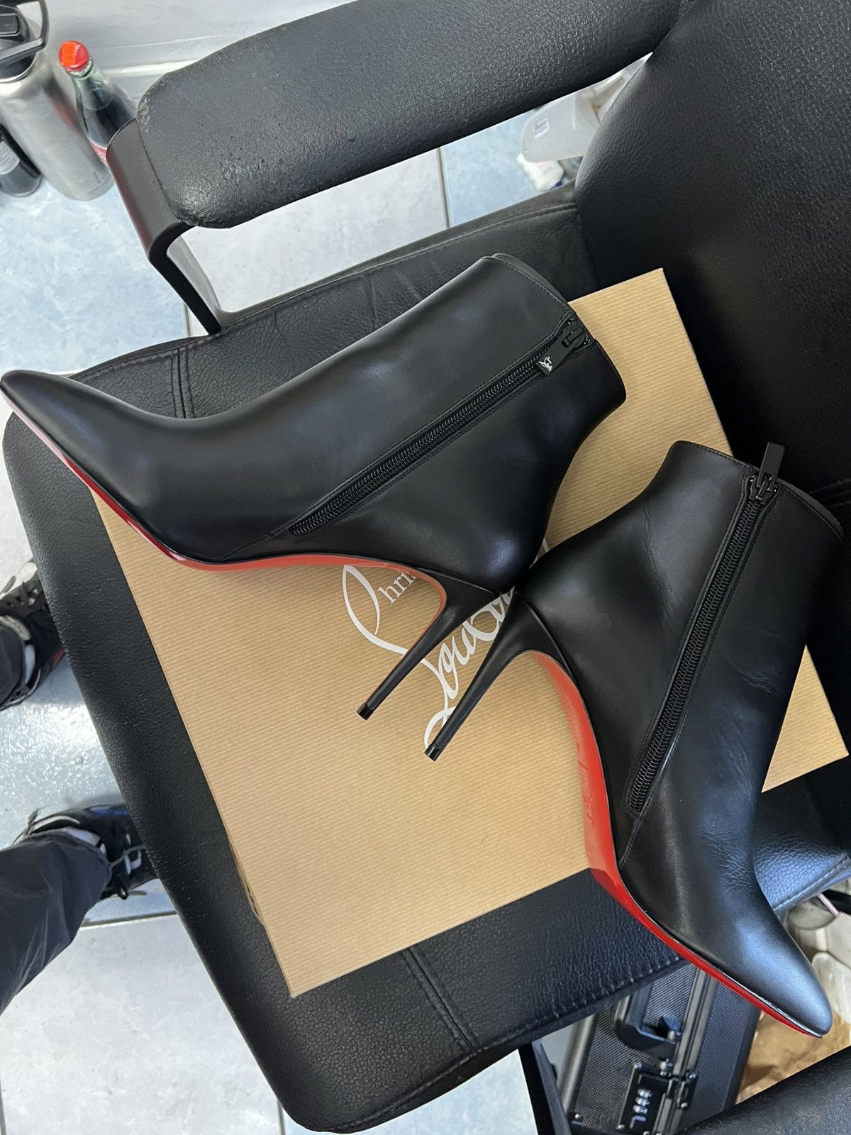 Christian Louboutin Christian Louboutin Size 39 Eloise Booty 85 Calf BLACK Size US 9 / IT 39 - 3 Thumbnail