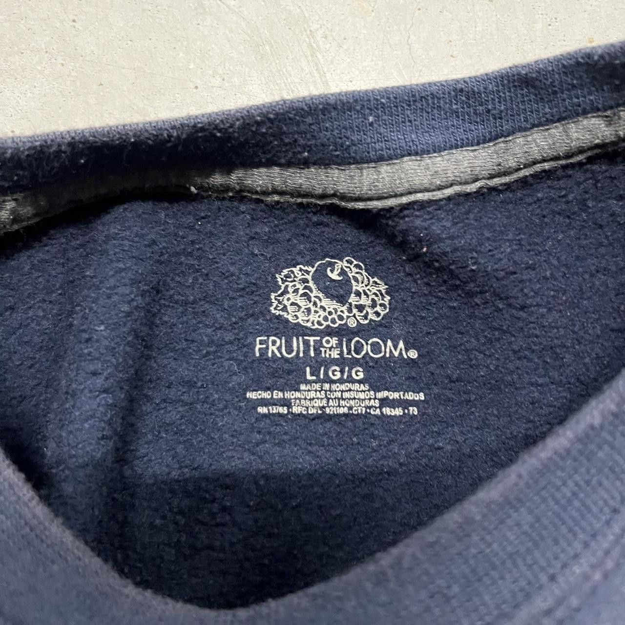 Vintage Crazy Vintage Y2K/2000s Navy Blue Blank Sweatshirt with redish stains! Size US L / EU 52-54 / 3 - 3 Thumbnail