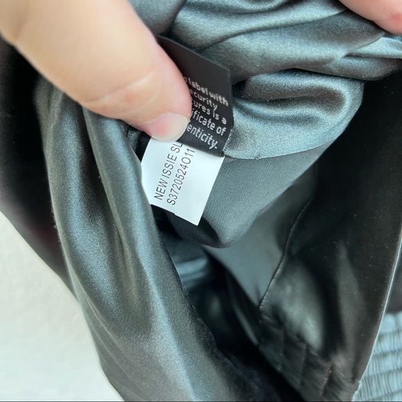 Diane von Furstenberg Diane von Furstenberg New Issie Silk Wrap Top Size S / US 4 / IT 40 - 7 Thumbnail