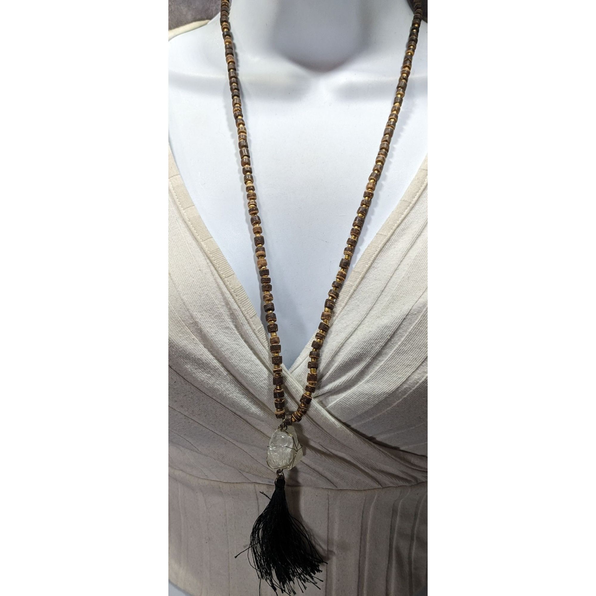 Other Vintage Bohemian Beaded Necklace With Natural Crystal Pendan Size ONE SIZE - 4 Thumbnail