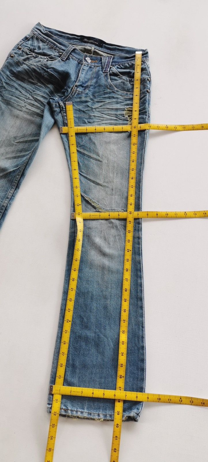Japanese Brand Root Three Style Bootcut Distressed Jeans Size US 28 / EU 44 - 12 Thumbnail