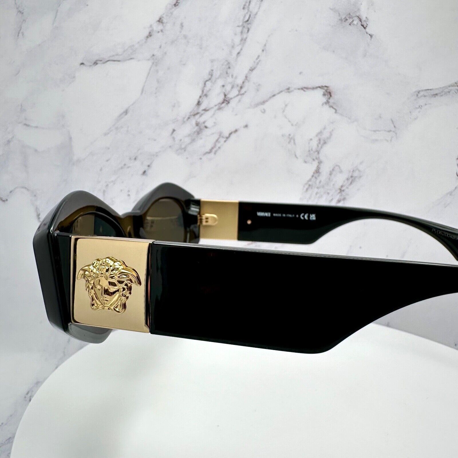 Versace New Versace Sunglasses Black Gold Medusa Plaque Oval Italy Size ONE SIZE - 17 Thumbnail