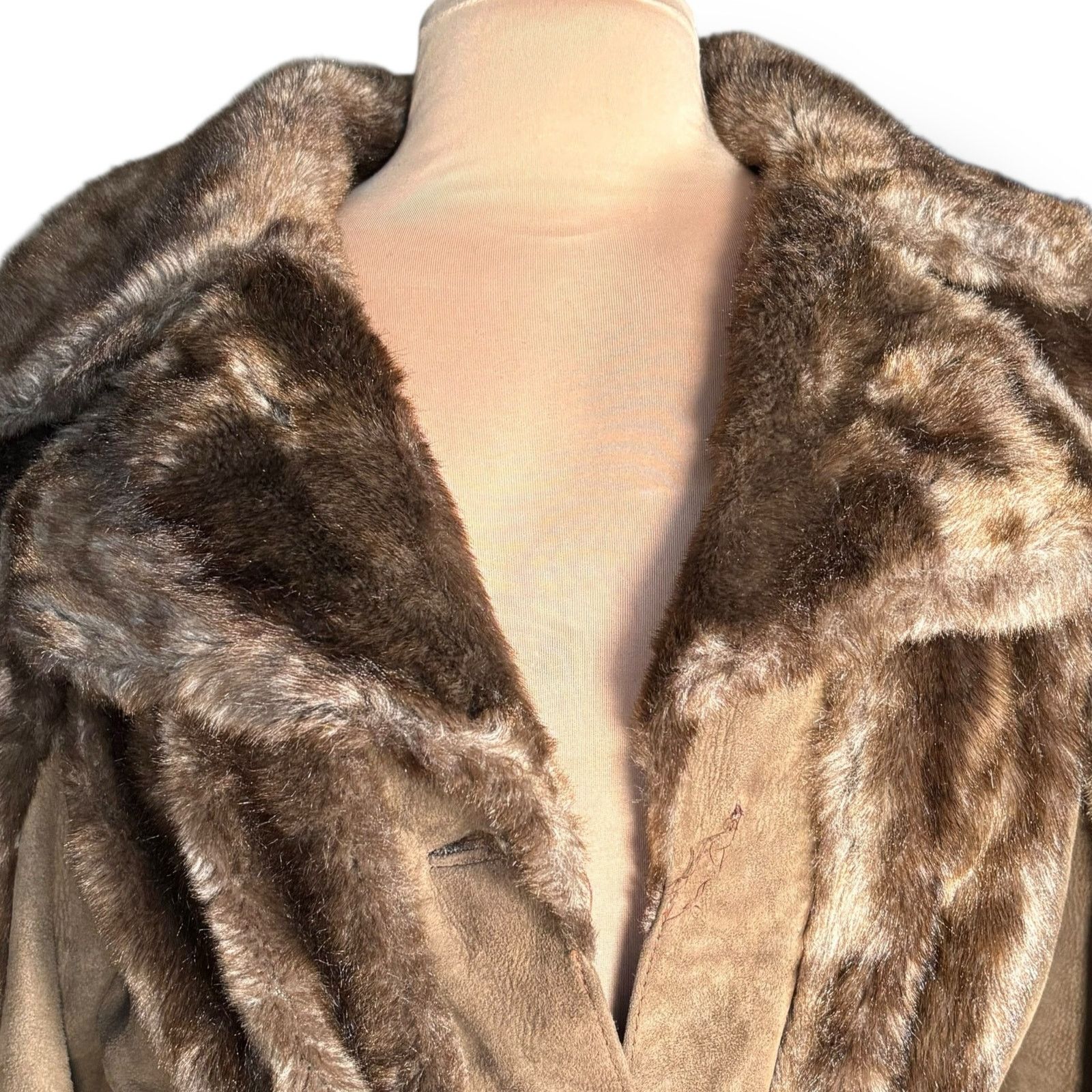 Vintage Vintage 70s Tocci England Brown Faux Fur Suede Belted Coat Size M / US 6-8 / IT 42-44 - 2 Thumbnail