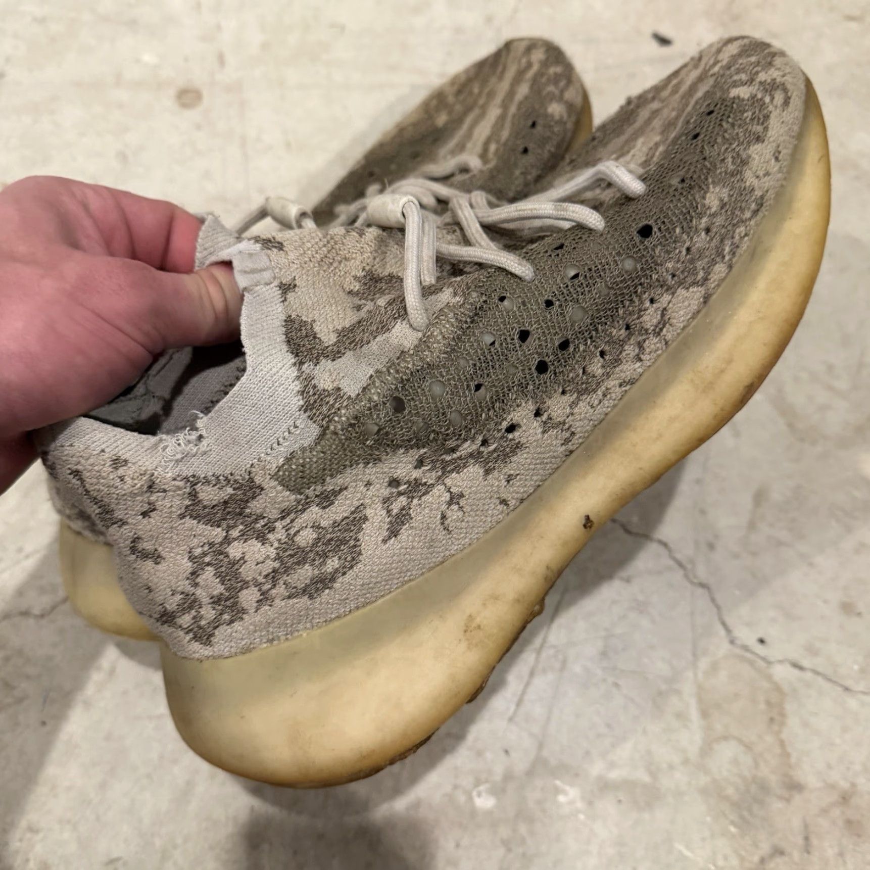 Adidas Adidas Yeezy Boost 380 Pyrite Mens Size 11 GZ0454 Used *STAINS* Sneaker Size US 11 / EU 44 - 4 Thumbnail