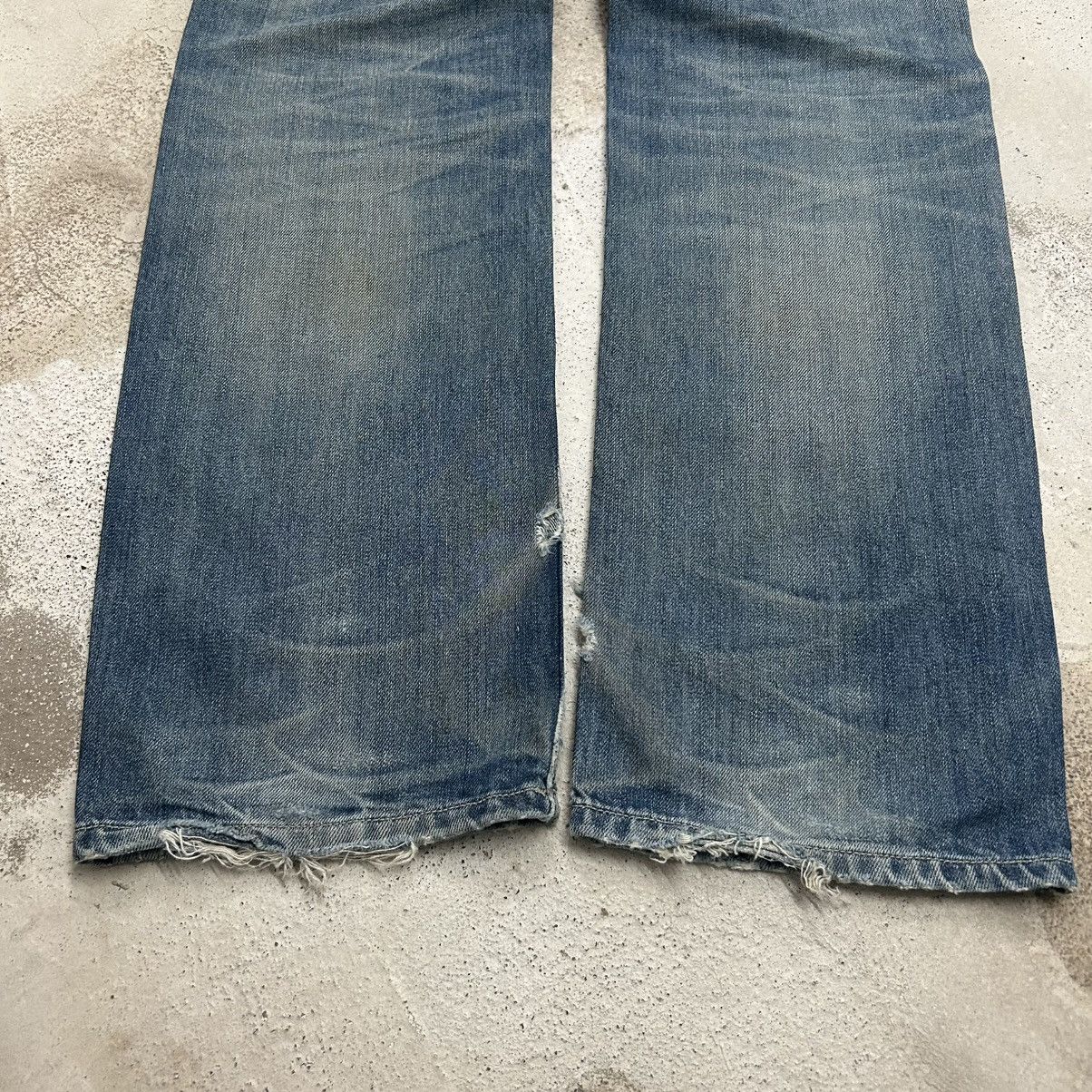 Diesel Men Diesel Industry Larkee Jean Selvedge Distressed Wash e' Size US 30 / EU 46 - 11 Thumbnail