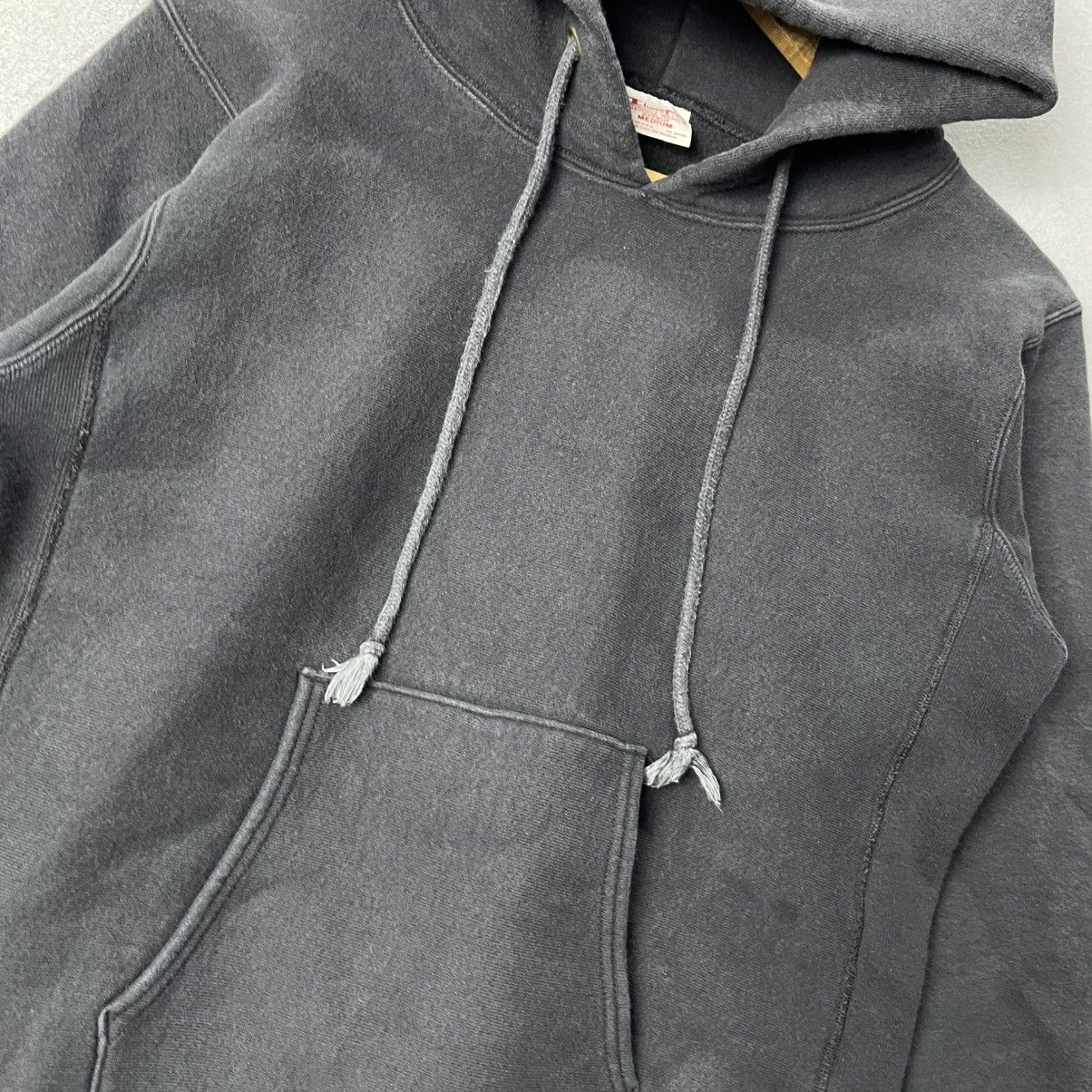 Champion Vintage Champion Reverse Weave Pullover Hoodie Made in USA Size US M / EU 48-50 / 2 - 3 Thumbnail