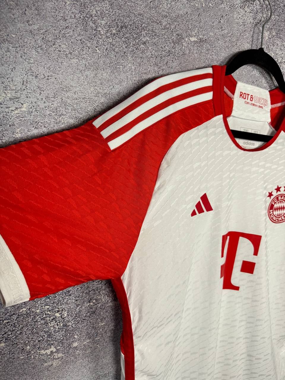 Other Bayern Munich 2023/24 Fan Soccer Jersey Streetwear 2XL Size US XXL / EU 58 / 5 - 10 Thumbnail