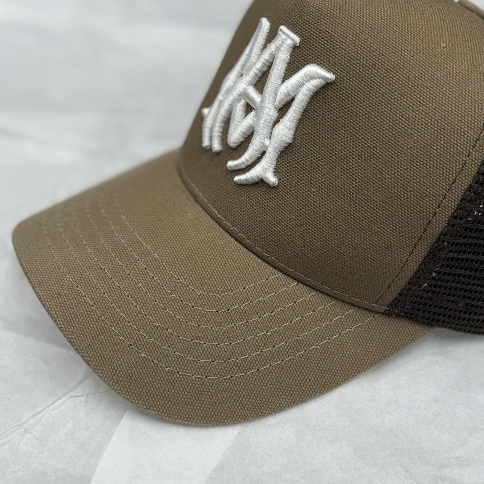 Amiri Amiri Logo Trucker Hat ' Ermine White ' | GREAT CONDITION! Size ONE SIZE - 4 Thumbnail
