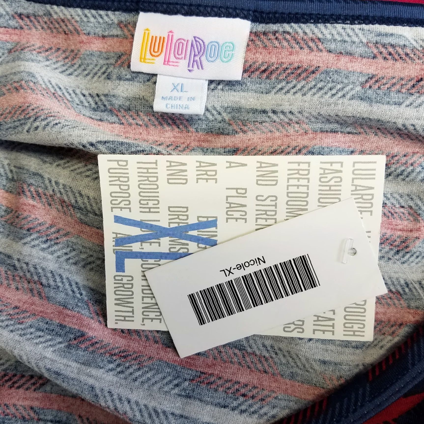 Vintage LuLaRoe Nicole Dress XL Blue Red Arrows Striped 3/4 Sleeve Scoop Neck Polyester Blend Fit & Flare Womens Size XL / US 12-14 / IT 48-50 - 4 Thumbnail