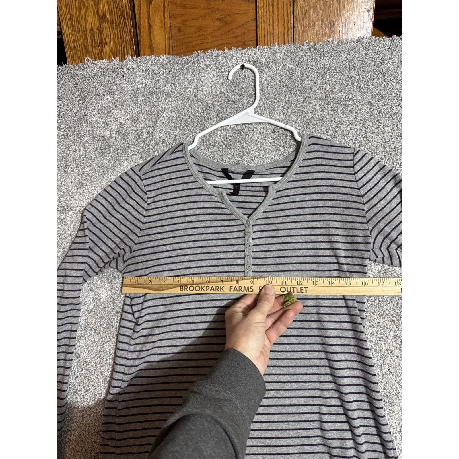 Other BCBG Paris Henley Shirt Women L Grunge Preppy Academia Y2K Size L / US 10 / IT 46 - 3 Thumbnail