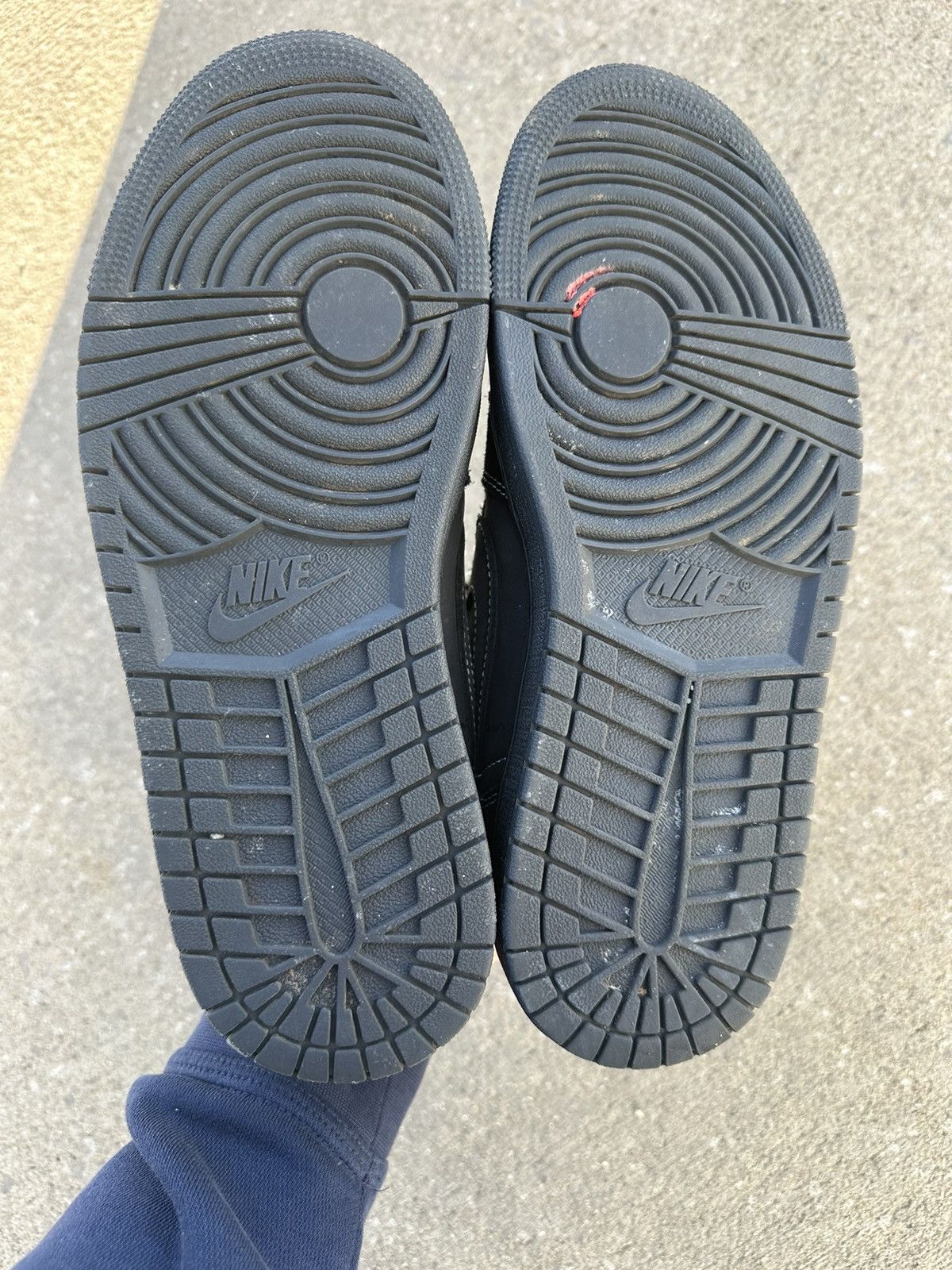Jordan Brand × Travis Scott Nike Travis Scott Jordan 1 Retro Low Black Phantom size 7.5 Size US 7.5 / EU 40-41 - 5 Thumbnail