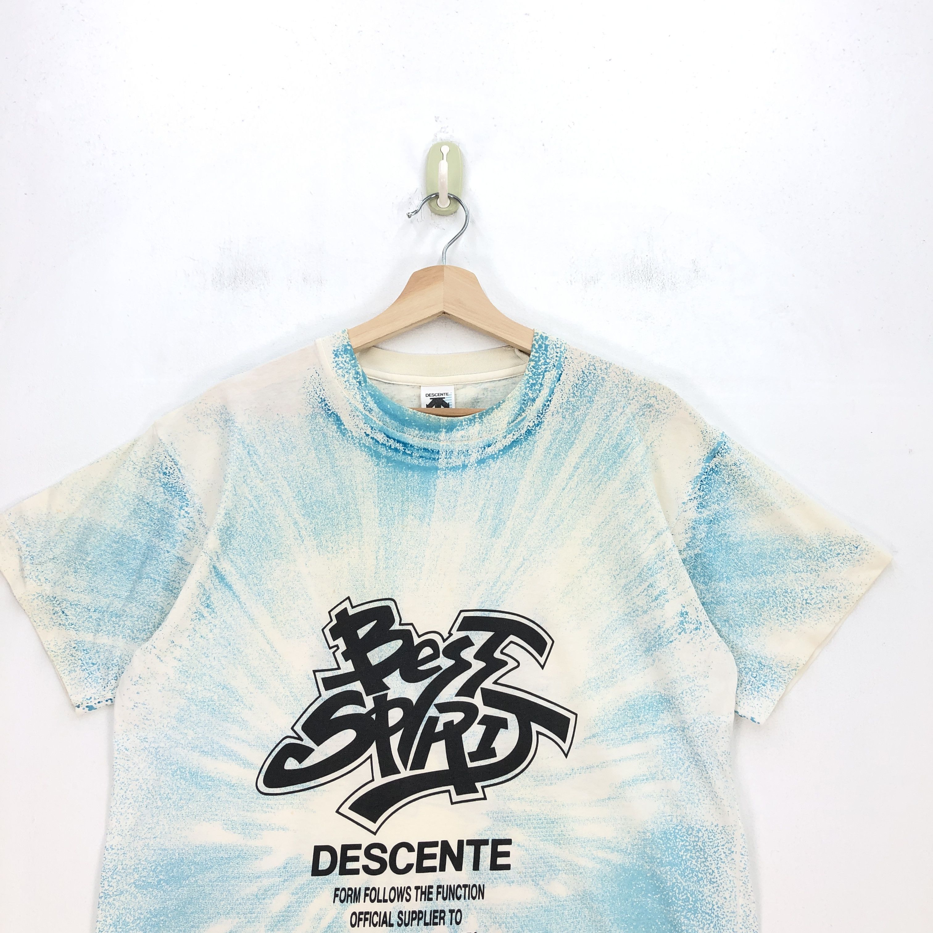 Descente Vintage 90s Descente T Shirt Best Spirit Japanese Tees Size US M / EU 48-50 / 2 - 3 Thumbnail