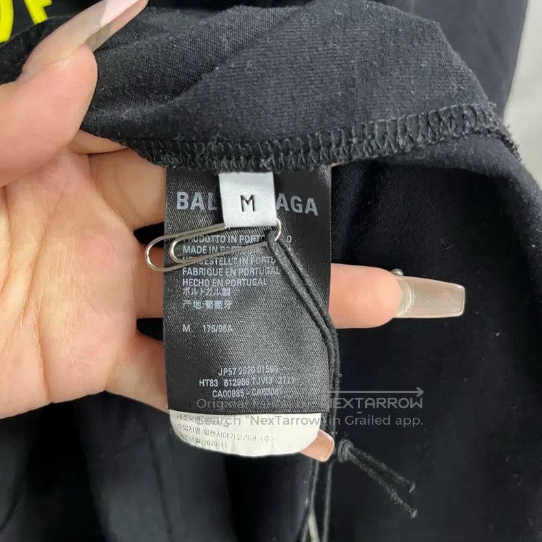 Balenciaga Balenciaga Black multilingual print short-sleeve crew neck Size US M / EU 48-50 / 2 - 4 Thumbnail