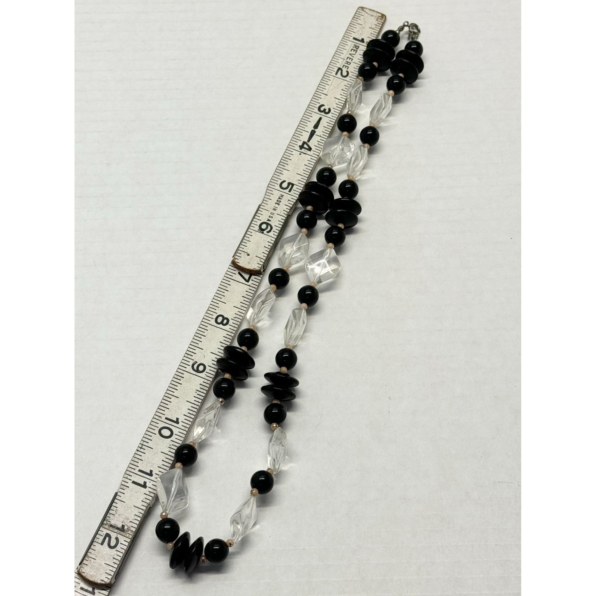 Vintage Vintage lucite black beaded necklace Size ONE SIZE - 4 Thumbnail