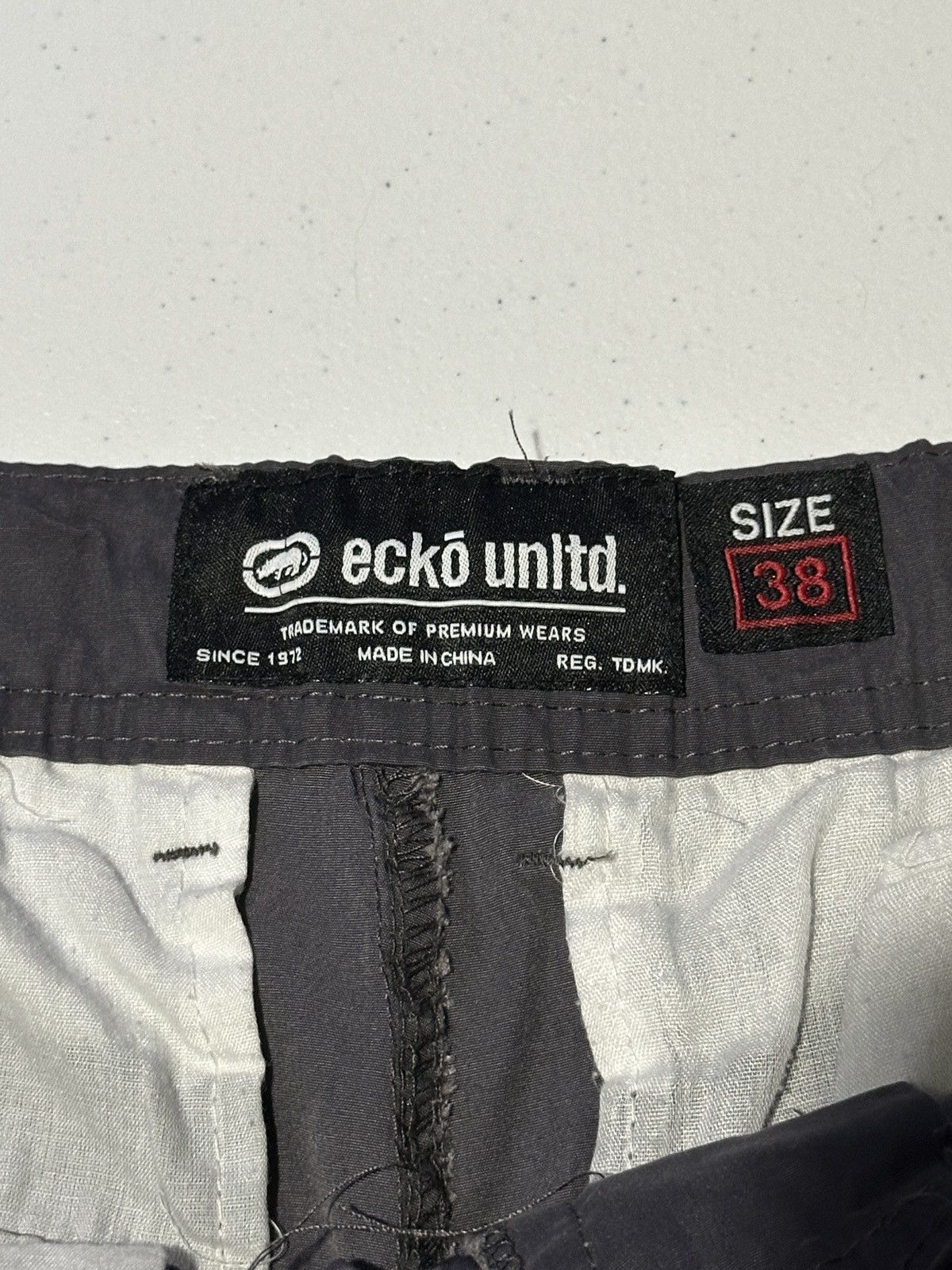 Ecko Unltd. Vintage Y2K Ecxo unltd grey cargo Mens Skate Shorts Size US 38 / EU 54 - 6 Thumbnail