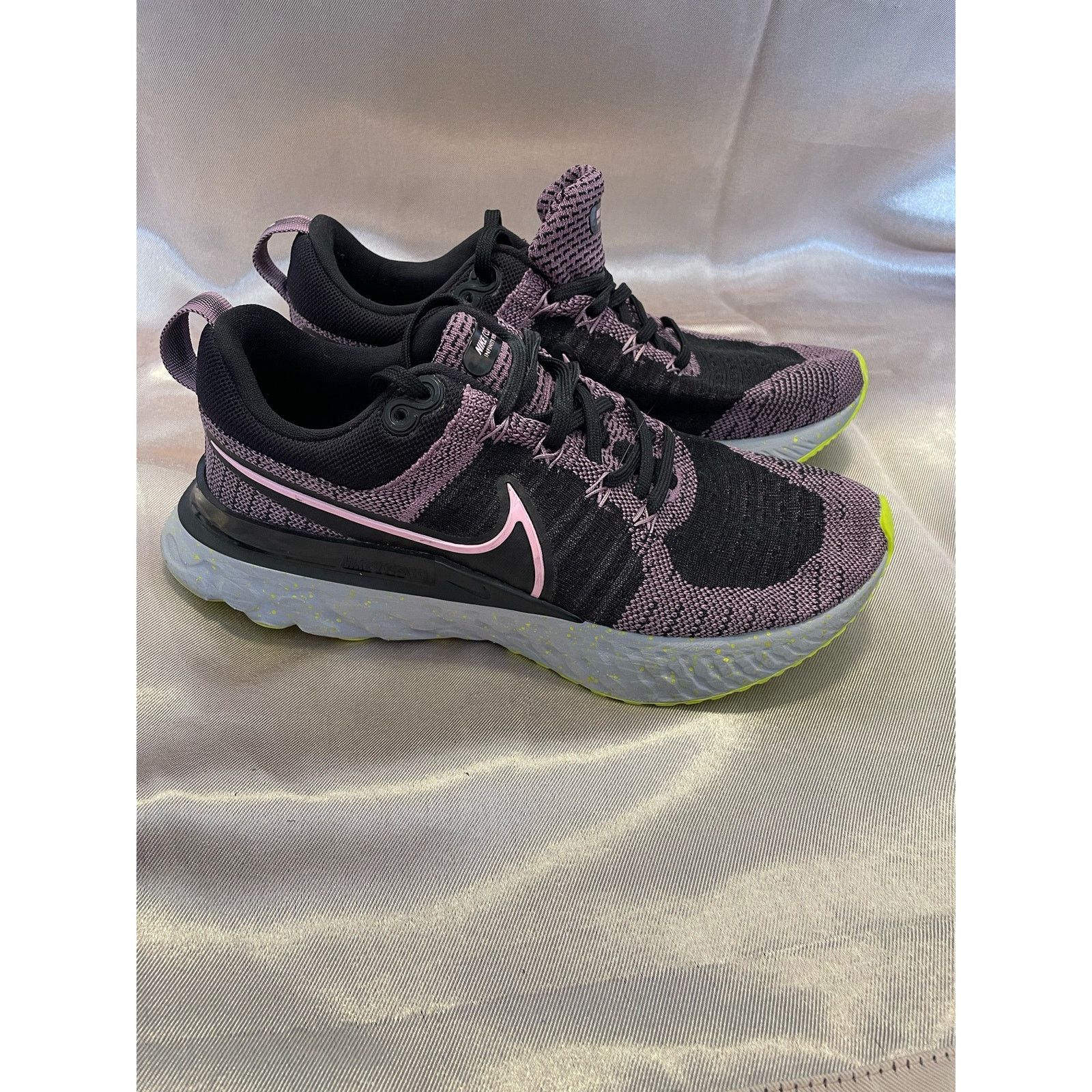Nike Nike React Infinity Flyknit Purple Women's Sneakers - Size 7 Size US 7 / IT 37 - 4 Thumbnail