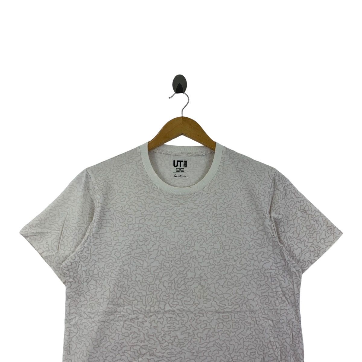 Uniqlo UNIQLO x GEORGE SOWDEN Collection Over Print Tee Shirt Size M / US 6-8 / IT 42-44 - 2 Thumbnail