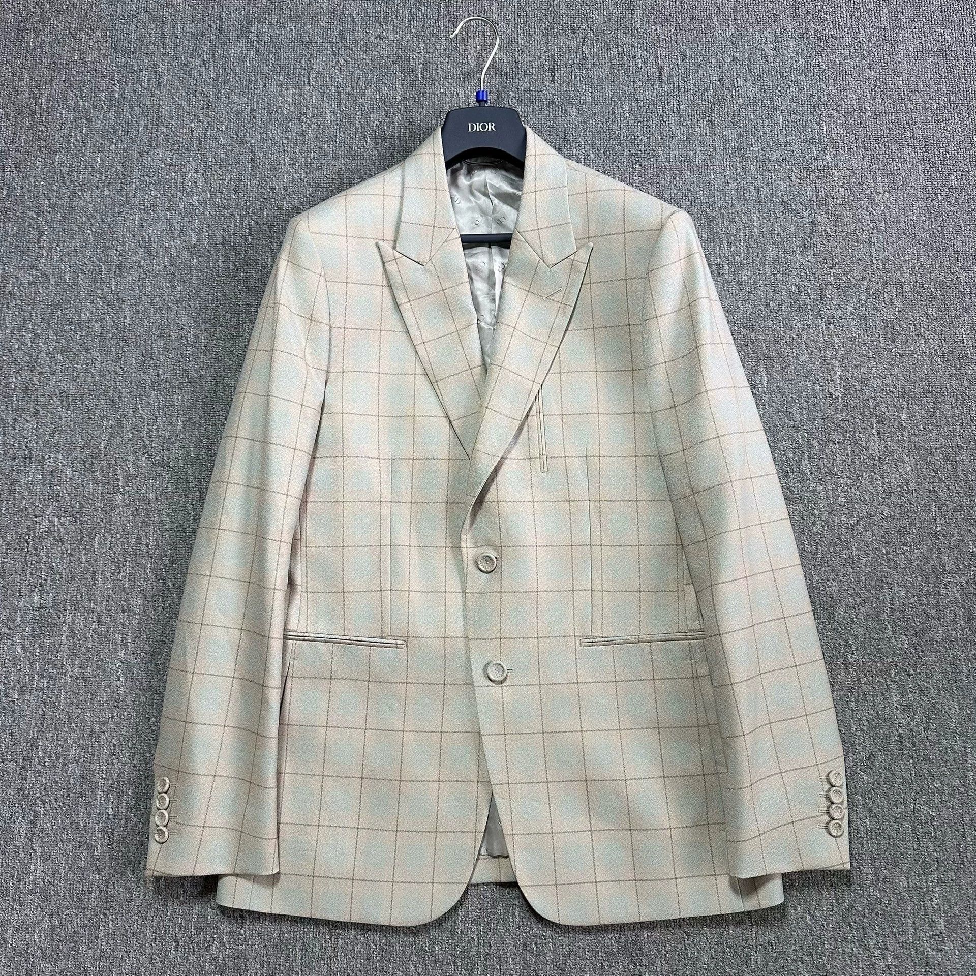 Dior beige checkered wool suit jacket Size US L / EU 52-54 / 3 - 1 Thumbnail
