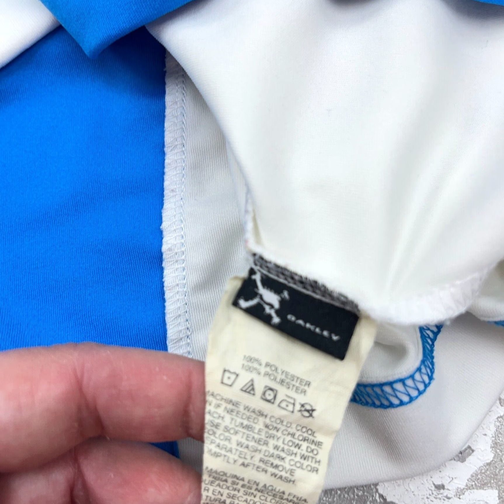 Oakley Oakley Polo Shirt Men Large Blue White Golf Performance Active Wicking Poly Size US L / EU 52-54 / 3 - 5 Thumbnail
