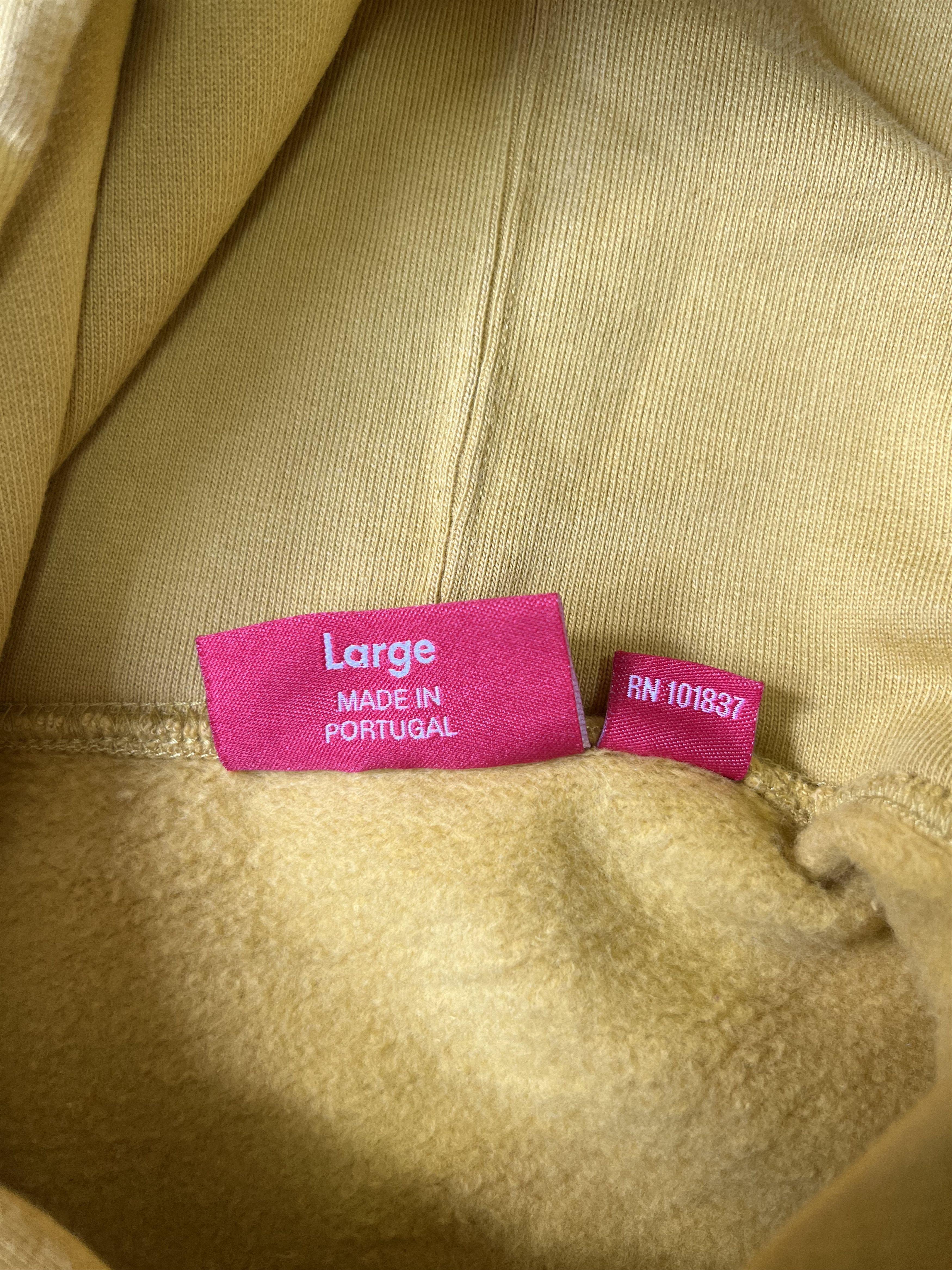 Supreme 💚 FW18 Supreme Flowers Mustard Embroidered Hoodie NEW Size US L / EU 52-54 / 3 - 5 Thumbnail