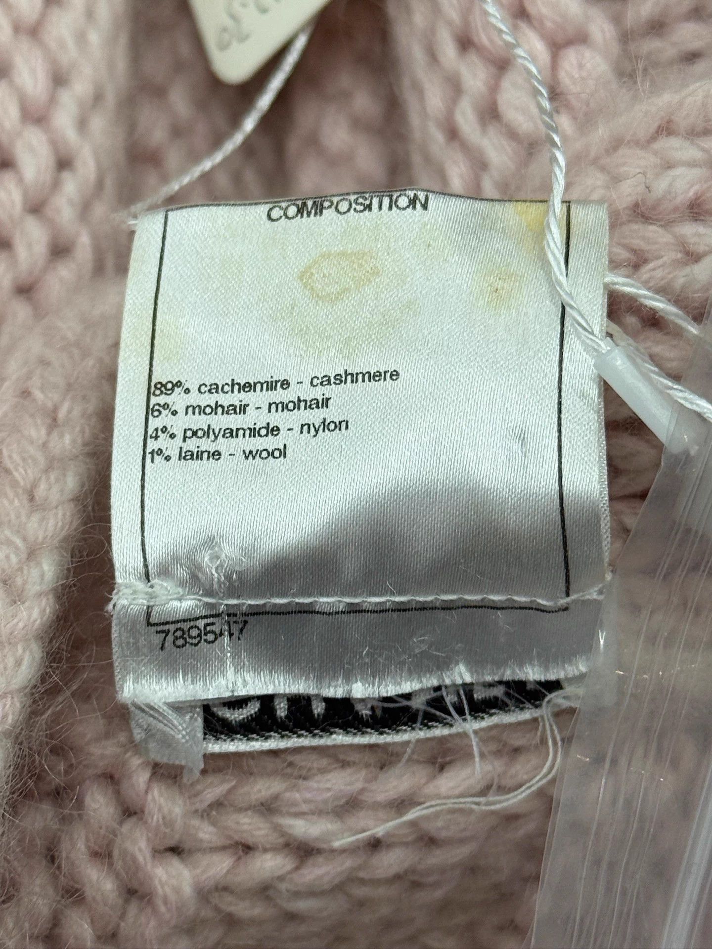 Chanel Chanel Pink Batwing Cashmere Knit Cardigan FR34 Size XS / US 0-2 / IT 36-38 - 4 Thumbnail