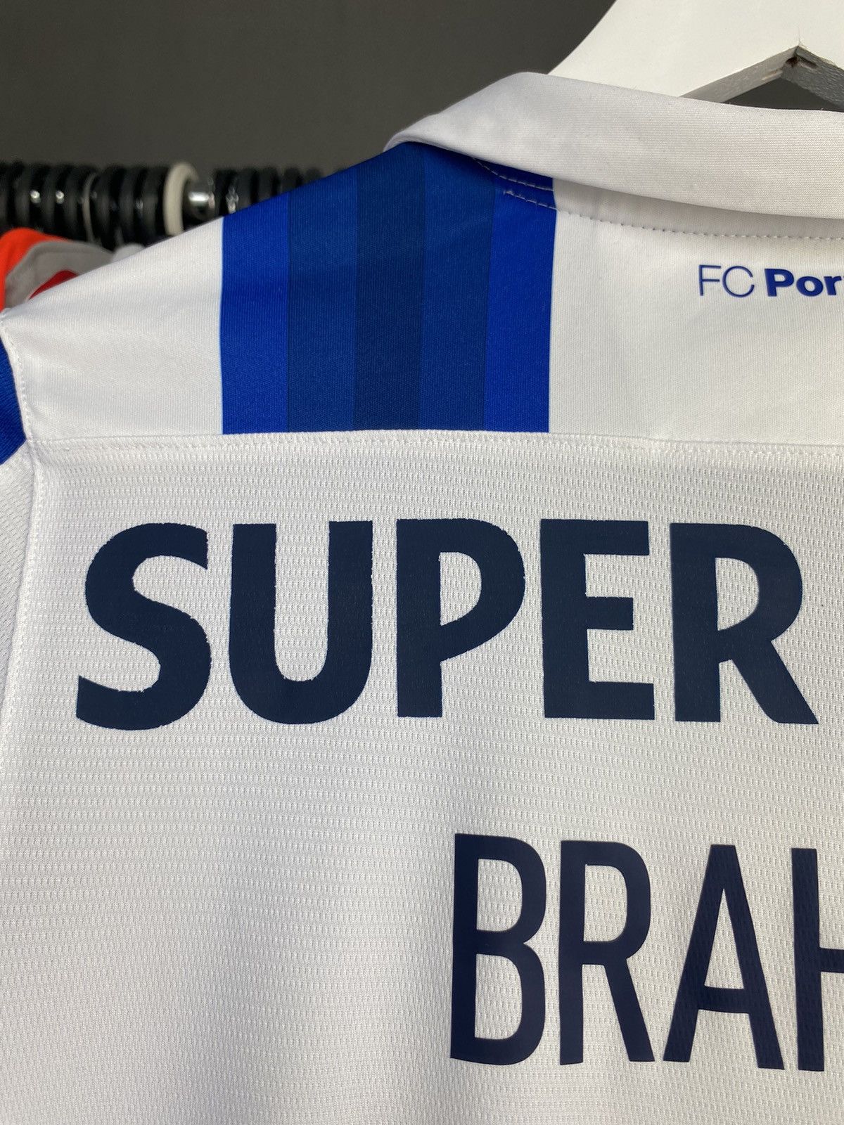 New Balance 2016/17 NEW BALANCE PORTO #8 BRAHIMI SOCCER FOOTBALL JERSEY Size US S / EU 44-46 / 1 - 11 Thumbnail