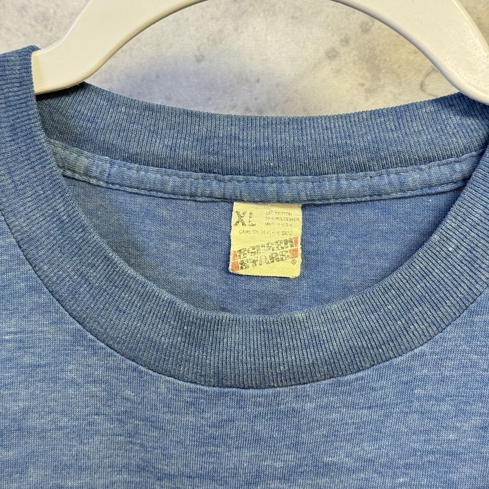 Vintage Vintage 80s T Shirt Mens XL Blue Funny Saying Weekly Pay Size US XL / EU 56 / 4 - 5 Thumbnail