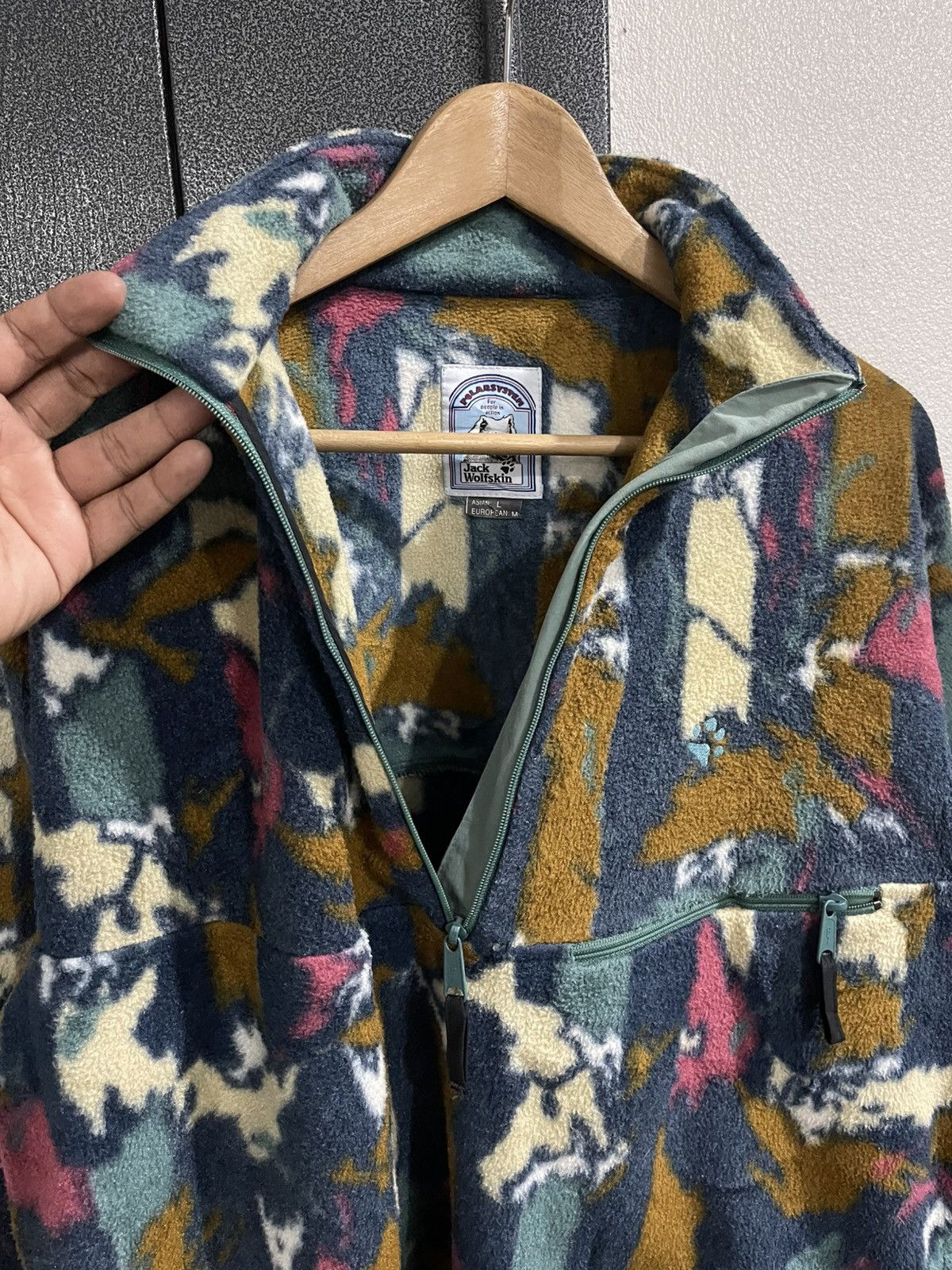 Jack Wolfskin Vintage Jack Wolfskin Fleece Half Zipper Jacket Size US L / EU 52-54 / 3 - 10 Thumbnail