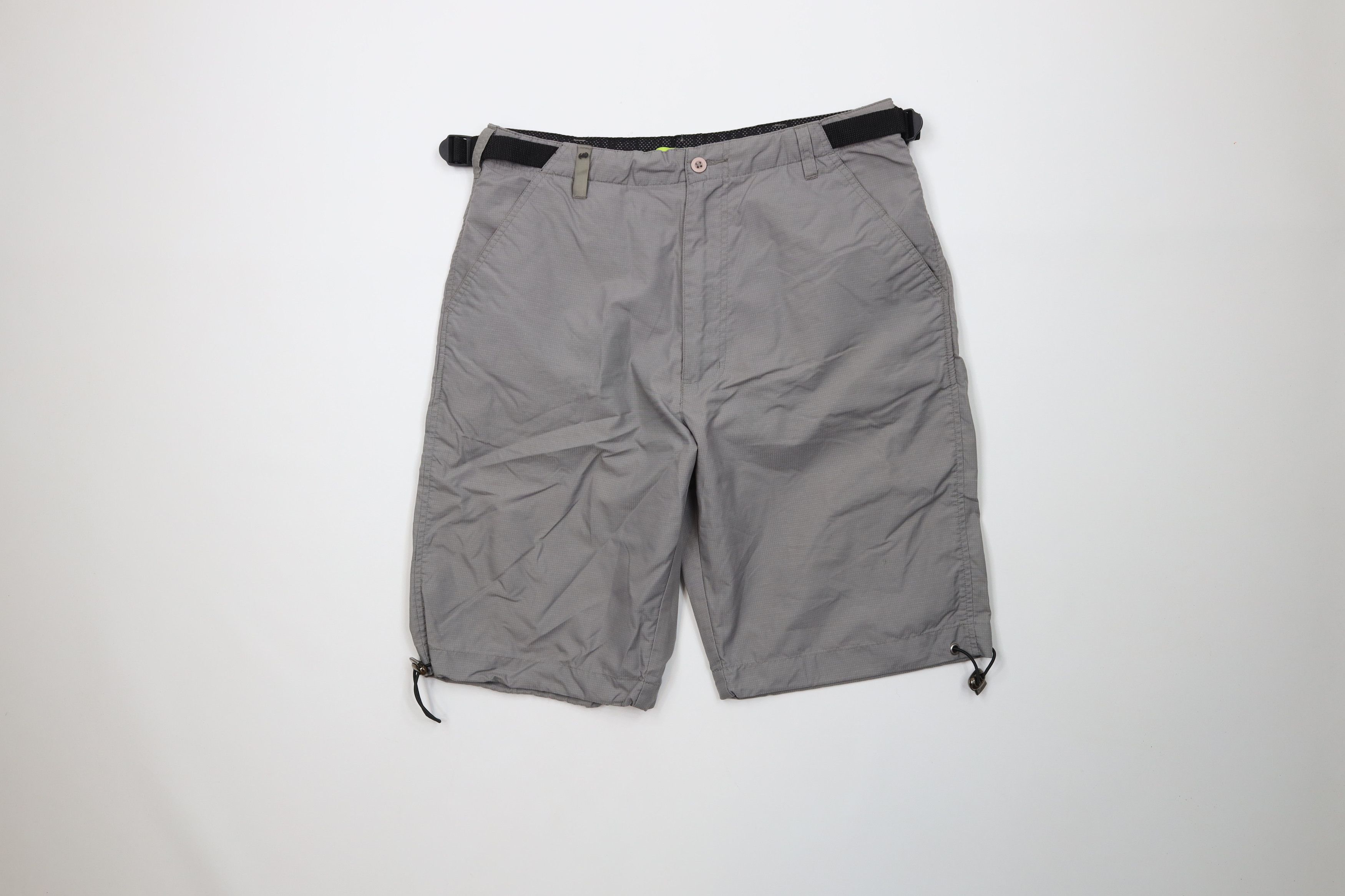 Vintage Vintage 90s Y2K Mountain Dew Ripstop Windbreaker Shorts Gray Size US 32 / EU 48 - 1 Thumbnail