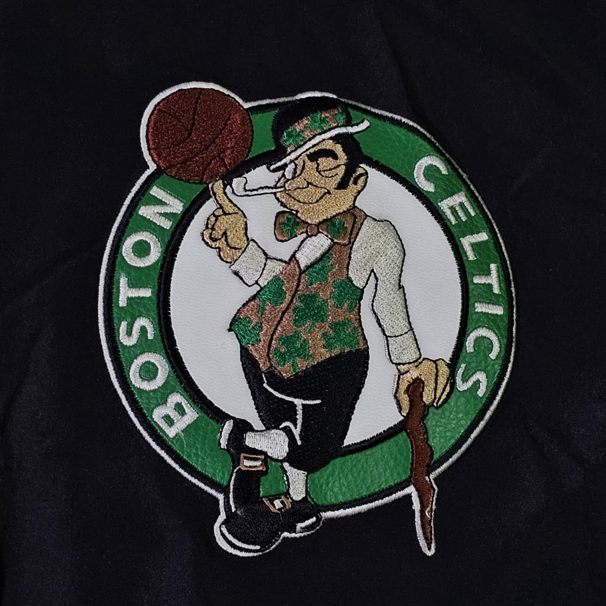 Jeff Hamilton × NBA × Vintage Boston Celtics Vintage Y2K Jeff Hamilton Reversible Jacket Size US XXL / EU 58 / 5 - 10 Thumbnail