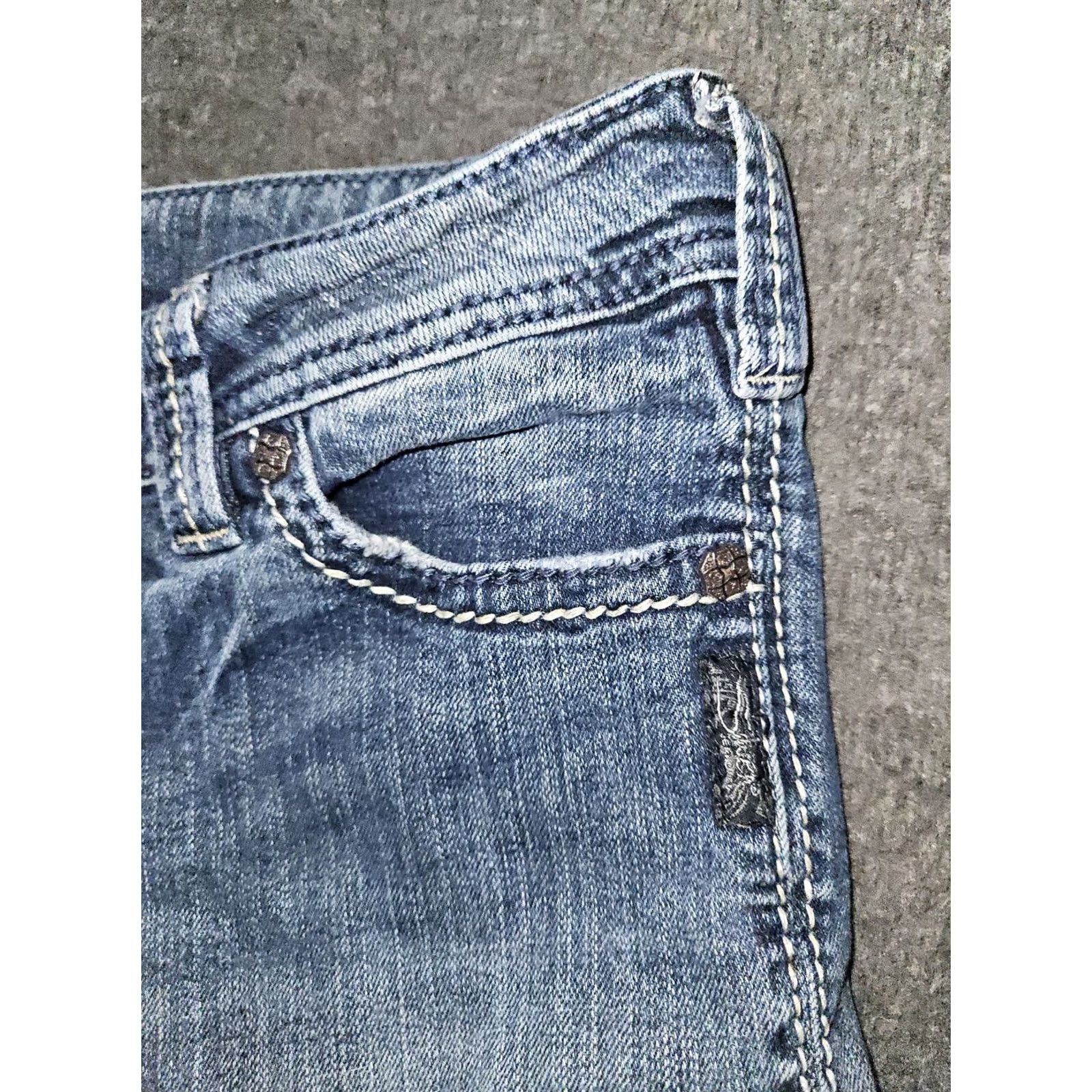 Silver Jeans Co. VINTAGE Silver Jeans Bootcut Jeans Women's 29/32 Blue Embroidered Logo Low Rise 30 Inseam Belted Buttons Pockets Size 29" - 6 Thumbnail