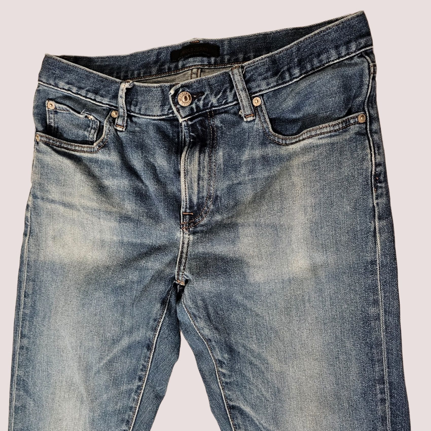 Uniqlo UNIQLO Jeans Men's 31x34 Blue Medium Wash Distressed Cotton Stretch Jeans Slim Straight 5-Pocket Denim Belt Loops Vintage No Size US 31 - 1 Thumbnail