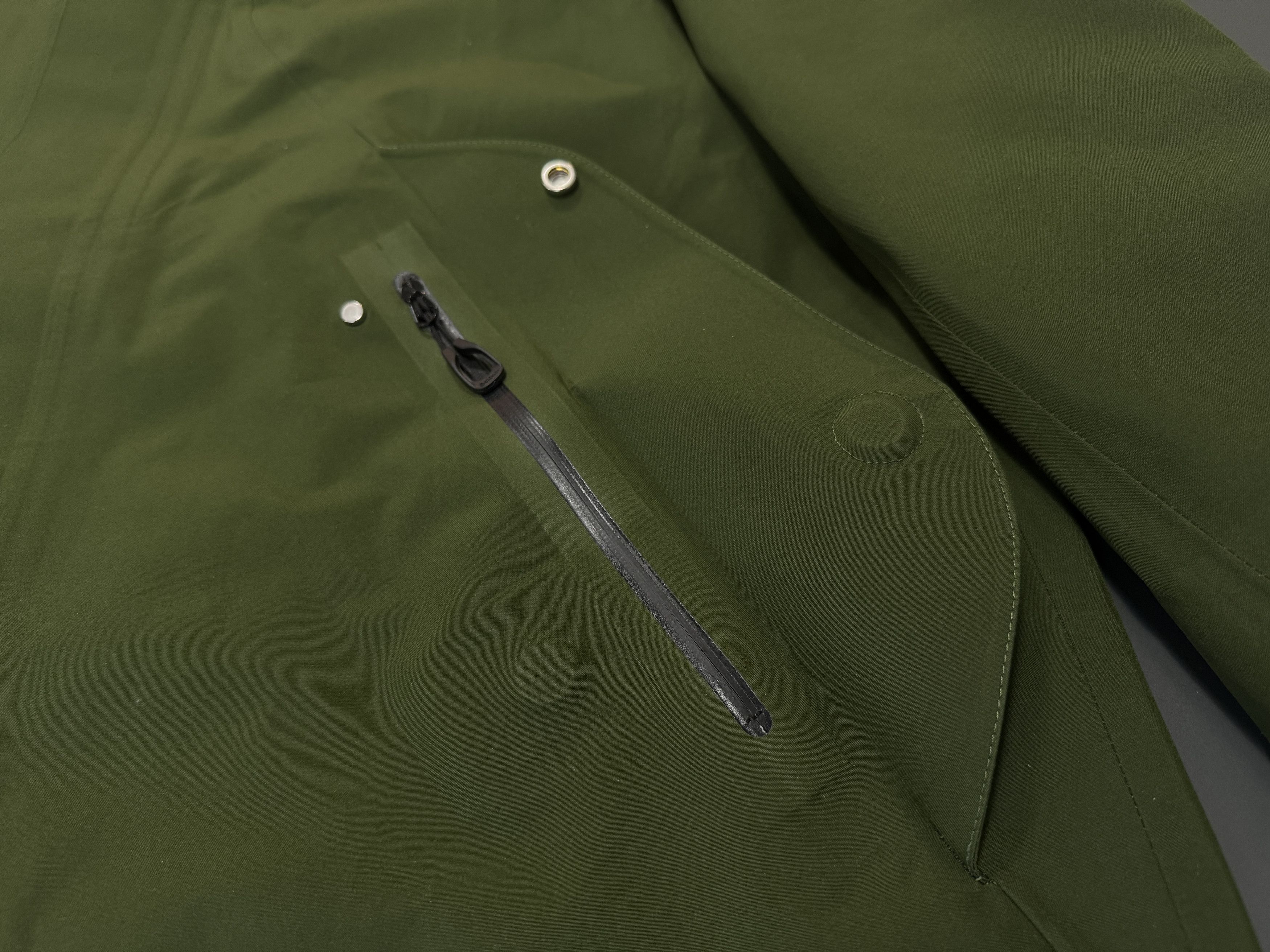 Goldwin Goldwin Gore-Tex hooded jacket size M Olive Green Size US M / EU 48-50 / 2 - 7 Thumbnail