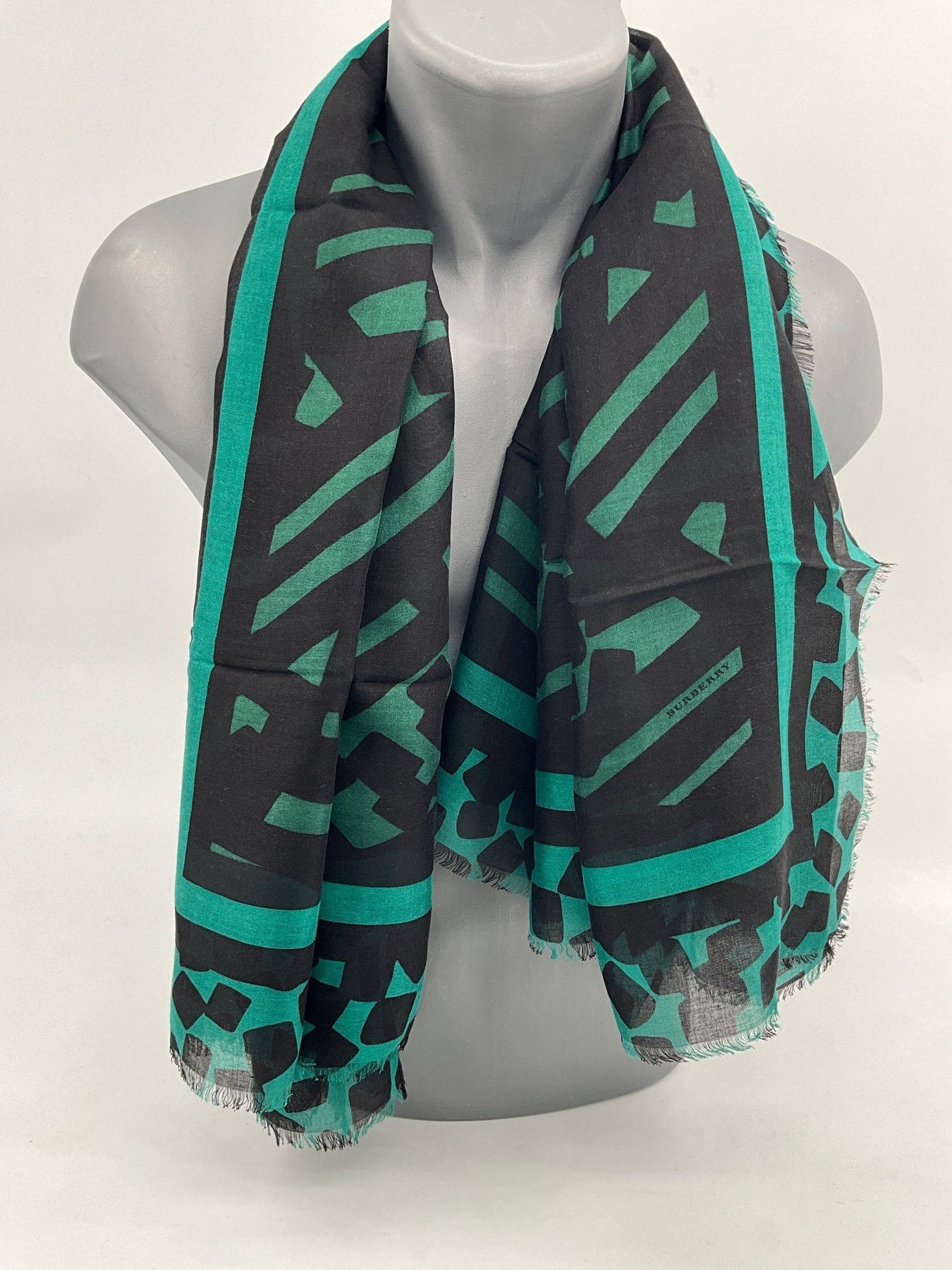 Burberry Silk stole Burberry Size ONE SIZE - 7 Thumbnail