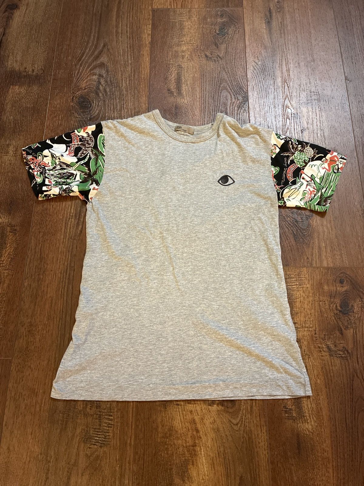 Comme des Garcons 2005 Comme Des Garcons print sleeves tshirt Size US XS / EU 42 / 0 - 1 Thumbnail