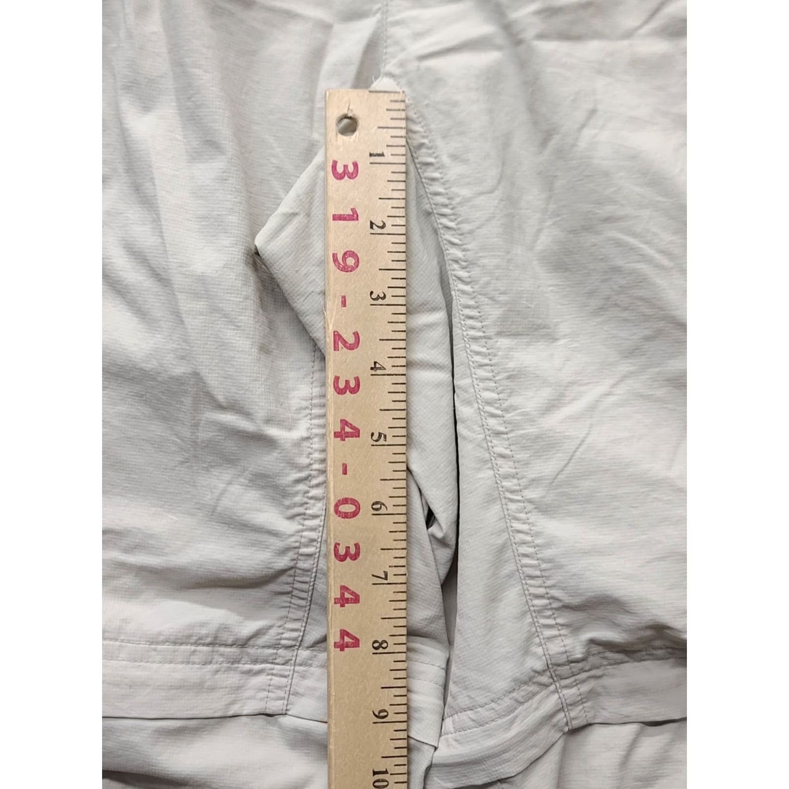 Vintage Columbia Pants Mens M 32x31 Omni Dry Convertible Cargo Pocket Beige Nylon Regular Fit Pants Size US 31 - 6 Thumbnail