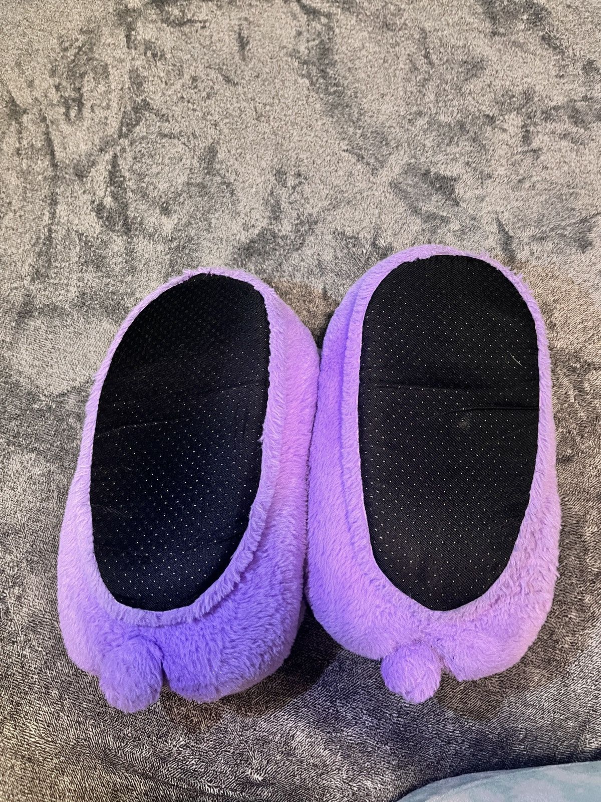 Other Purple Teddy Bear Plush Slippers – Cozy & Cute Size US 10 / IT 40 - 2 Thumbnail