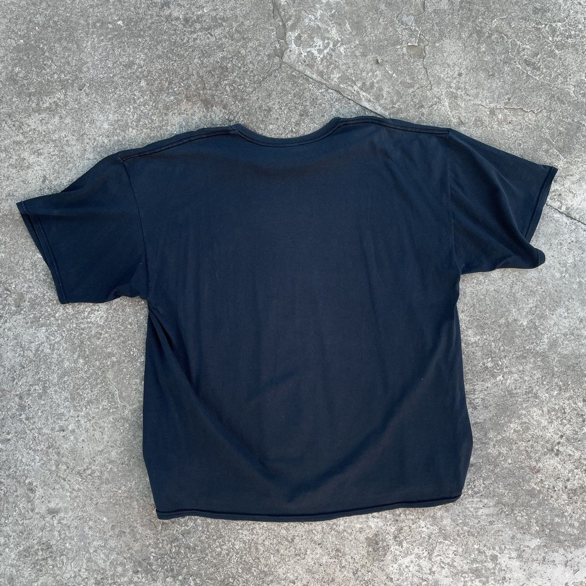 Band Tees Vintage Disturbed Big Logo Band Tee Rock 90s Streetwear Size US XL / EU 56 / 4 - 3 Thumbnail