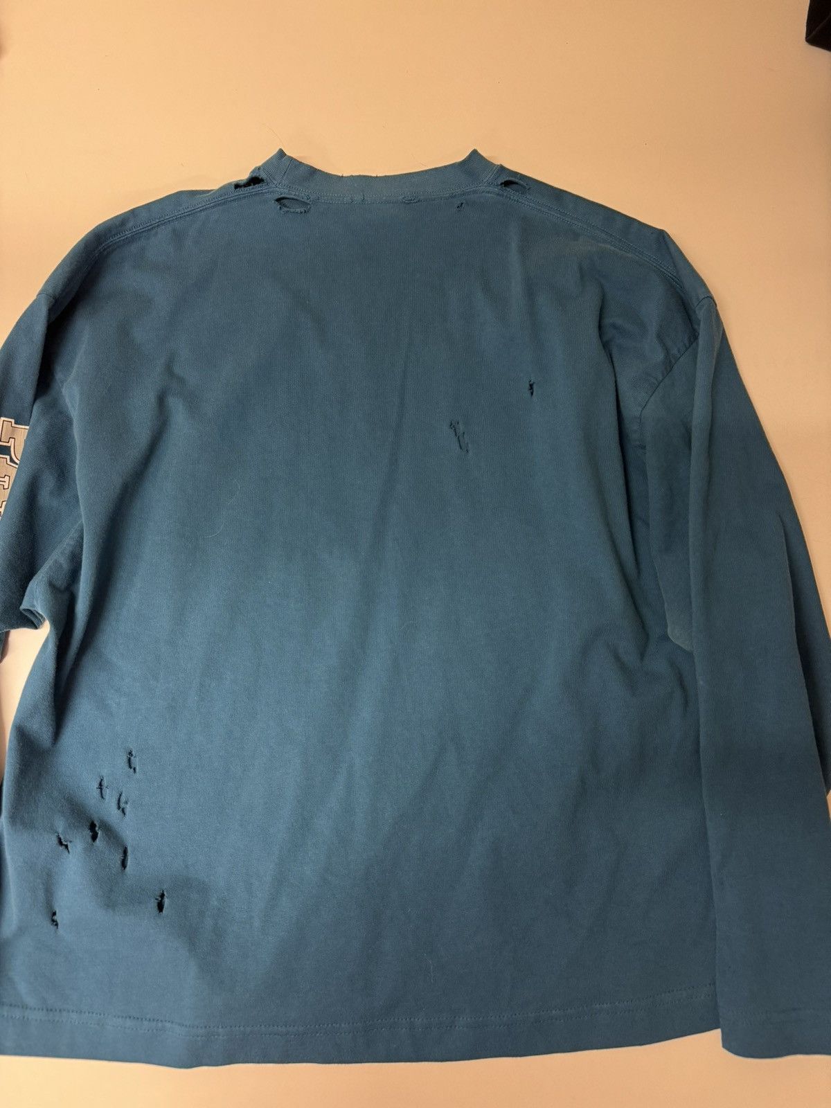 Balenciaga BALENCIAGA DESTROYED LONGLSLEEVE Size US L / EU 52-54 / 3 - 2 Thumbnail