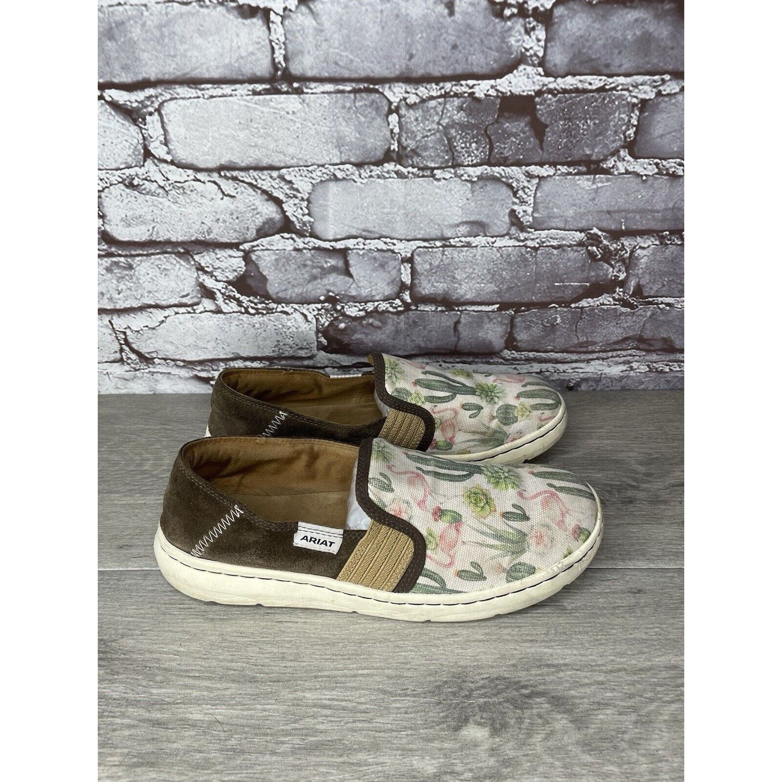 Ariat Ariat Ryden Cactus Flamingo Print Slip On Casual Shoes Wome Size US 8.5 / IT 38.5 - 3 Thumbnail